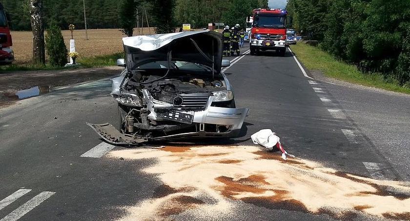 Wypadek na drodze Krośnice-Ciechanów. Dwie osoby ranne