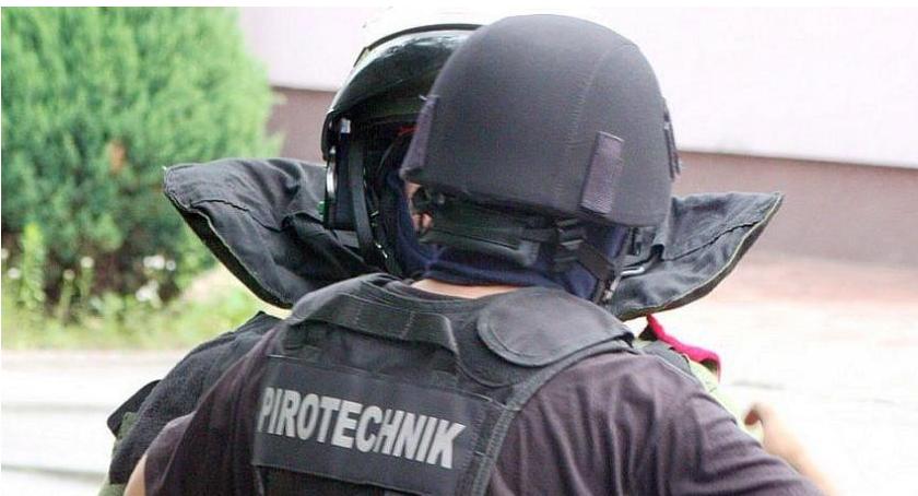 Groźne znalezisko przy drodze w gminie Gołymin-Ośrodek. Wezwano saperów