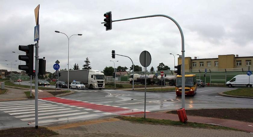 Nowa sygnalizacja na ul. Armii Krajowej już działa (zdjęcia)