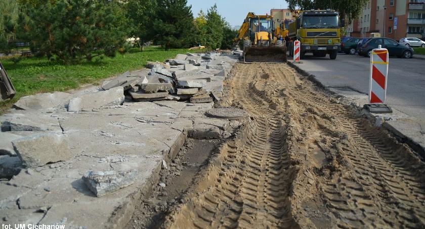 Na ul. Sikorskiego ruszyła rozbudowa parkingu