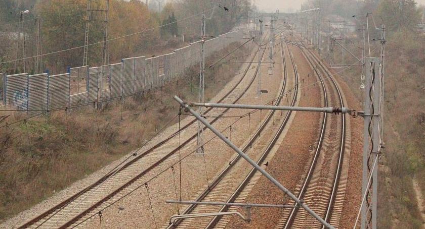 Z ostatniej chwili: Opóźnione pociągi na linii Warszawa-Działowo. Doszło do wypadku (akt.)