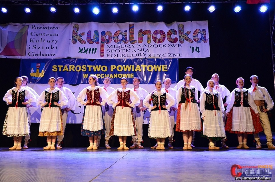 Ciechanowianie bawili się podczas Kupalnocki (wideo plus zdjęcia)