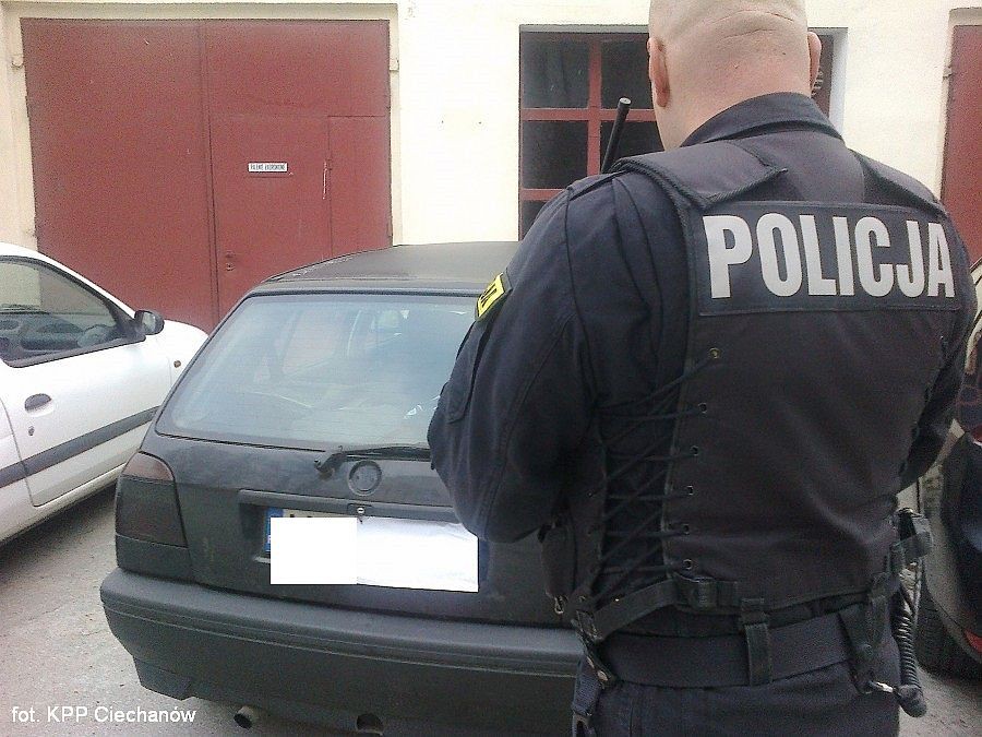 Z parkingu do celi, czyli kolejna wpadka z narkotykami w Ciechanowie