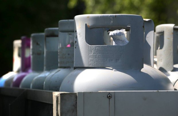 Przestępczy skok na gaz i paliwo