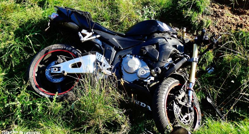 Tragiczny wypadek: 24-letni motocyklista nie przeżył zderzenia z Audi (zdjęcia)