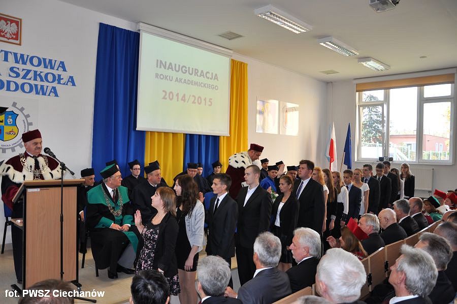 Studenci PWSZ zainaugurowali rok akademicki (wideo plus zdjęcia)