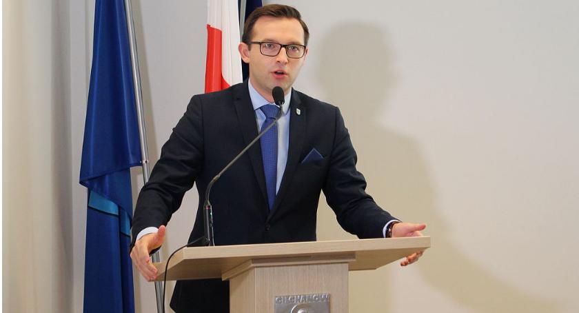 Prezydent Kosiński powalczy o reelekcję z poparciem Nowoczesnej i PO?
