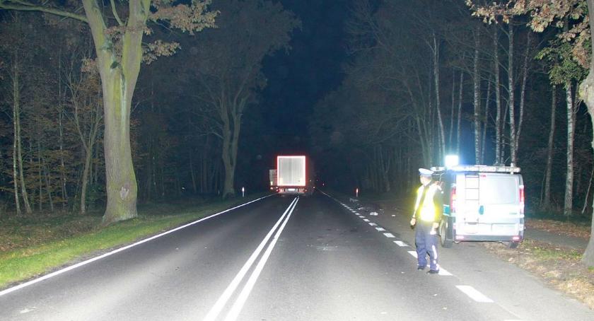 Tragiczny wypadek na sześćdziesiątce pod Glinojeckiem