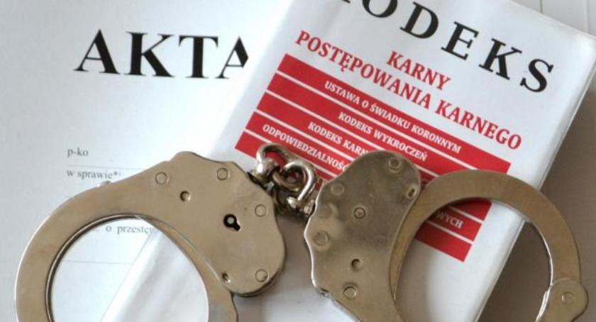 Kobieta okradziona w sklepie na terenie Ciechanowa. Sprawcę już zatrzymano