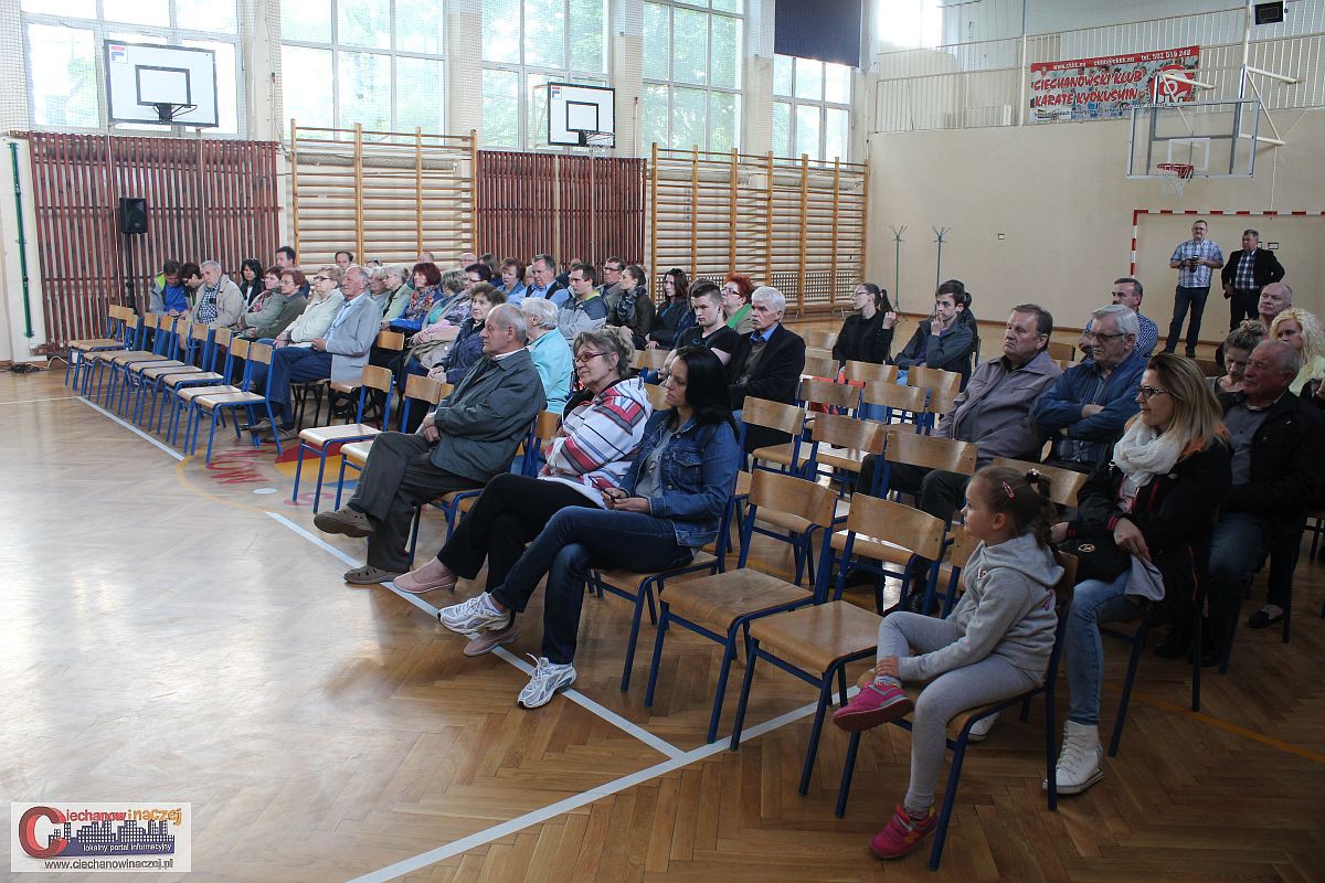 65 mieszkańców osiedli Kargoszyn i Podzamcze wypełniło ankiety ws. Lidla (zdjęcia)