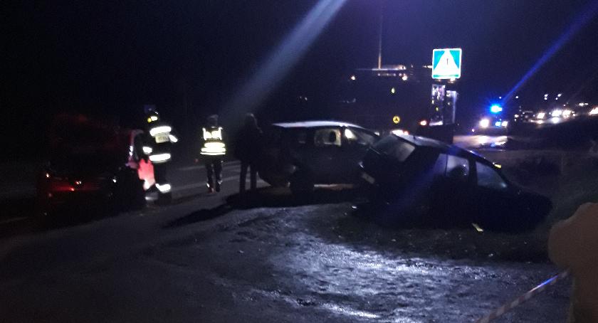 Wasze Info: Poważny wypadek w Chruszczewie. Droga jest zablokowana (zdjęcia)