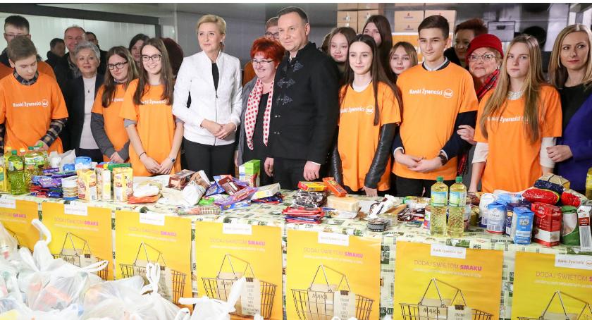 Para prezydencka przygotowała w Ciechanowie paczki dla potrzebujących