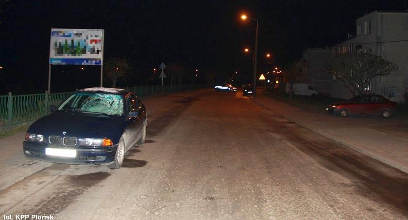 Tragiczny wypadek: Pieszy wtargnął pod koła BMW