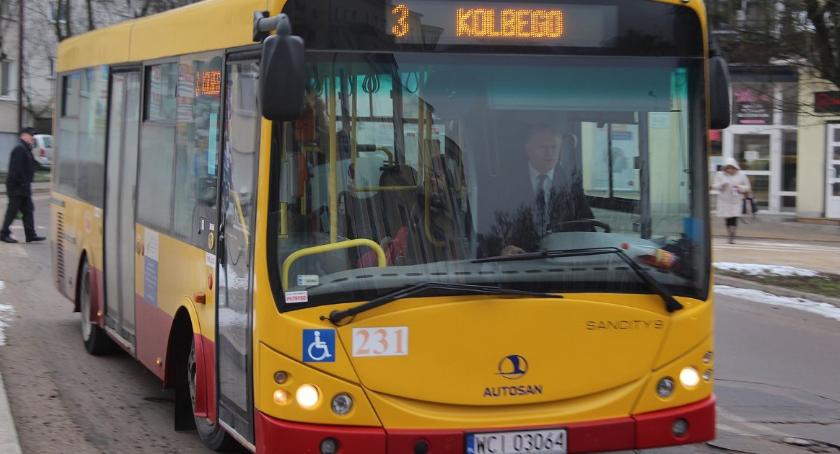 Miejskie autobusy w Sylwestra i Nowy Rok