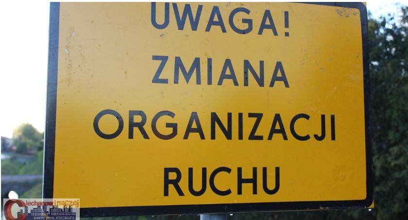 Zamknięty parking przed ratuszem i utrudnienia w ruchu