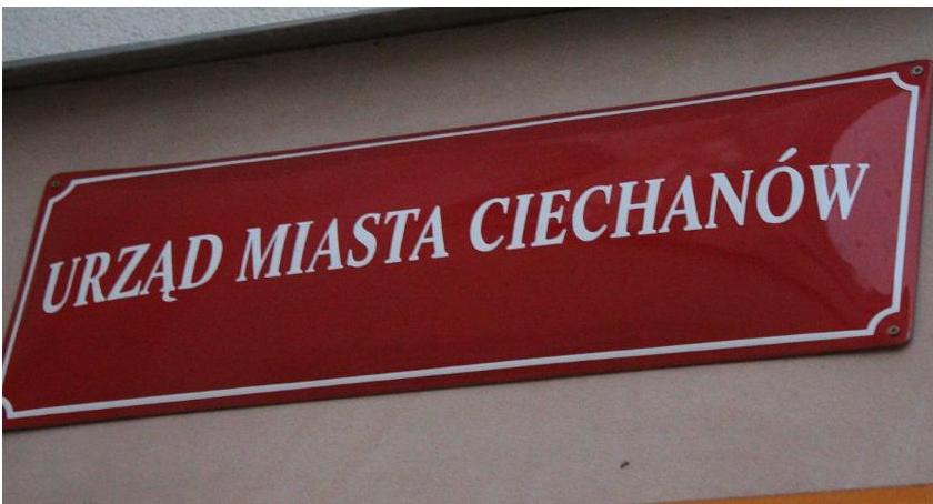 Ciechanowski ratusz szuka pracownika