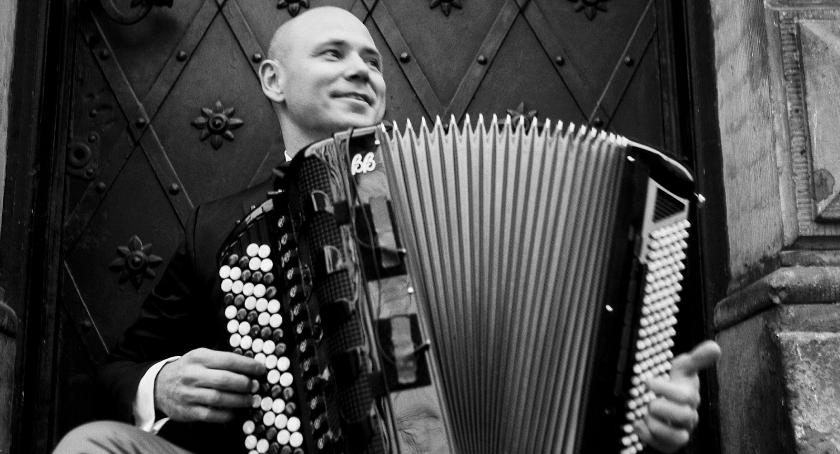 Marcin Wyrostek wystąpi w Mławie i Płońsku