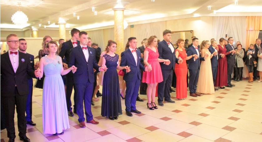 Studniówka 2018 Zespołu Szkół w Gołotczyźnie [wideo/zdjęcia]