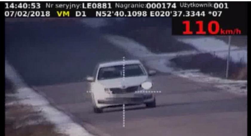 Drogówka ma nowe urządzenie do pomiaru prędkości. Dwoje kierowców straciło prawa jazdy (wideo)