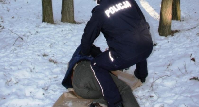 Nie bądź obojętny! Zgłoś, gdzie mogą przebywać osoby bezdomne