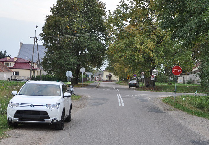 Uderzył samochodem w 17-letniego motorowerzystę