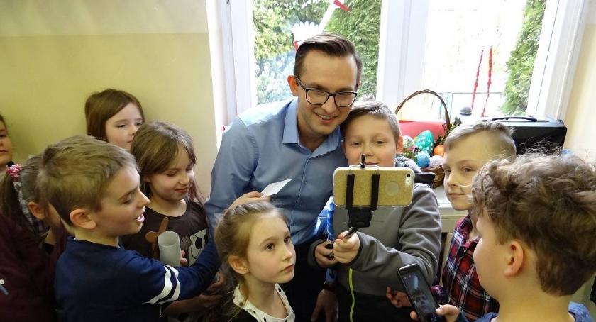 Ozdoby świąteczne i spotkanie z prezydentem w SP 6 [zdjęcia]