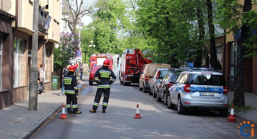 [AKTUALIZACJA] Akcja straży pożarnej na ul. Zielona Ścieżka w Ciechanowie [zdjęcia]