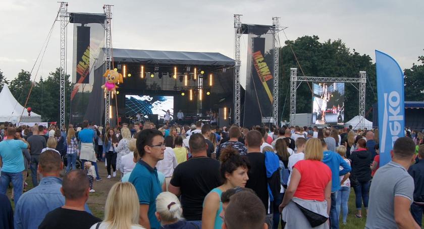 Dawid Kwiatkowski i Ewa Farna wystąpią u sąsiadów na Summer City Festival 2018