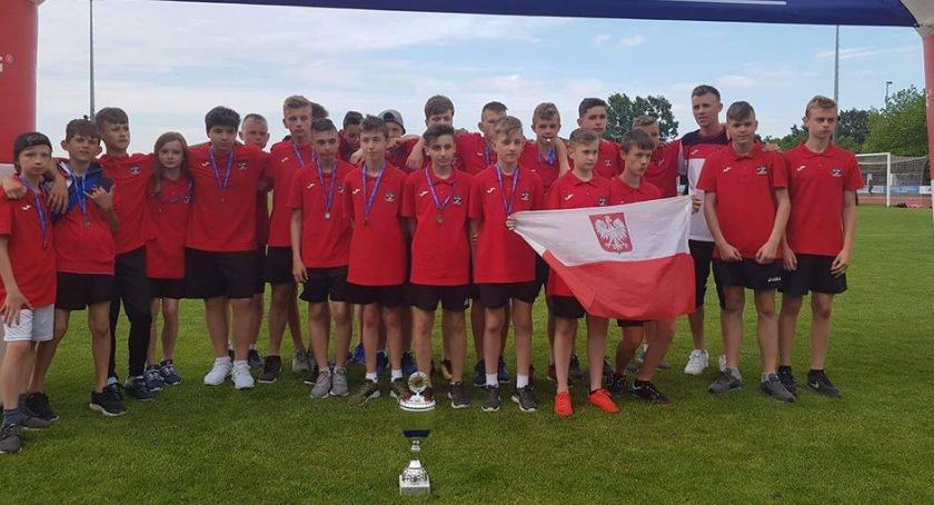 Młodzi piłkarze z Ciechanowa medalistami turnieju Bavaria Cup