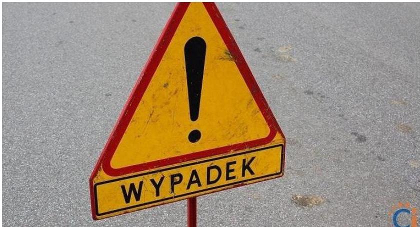 Dachowało Renault. Za kierownicą nastolatek