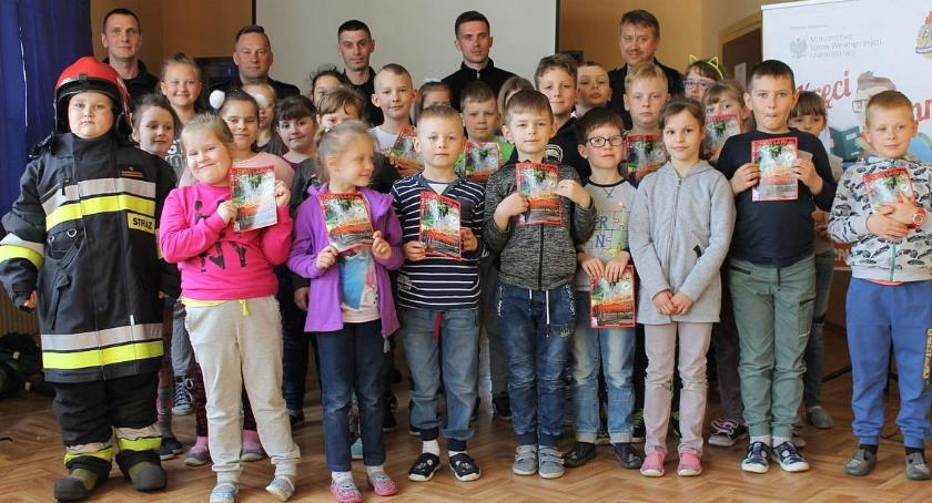 Uczniowie z gminy Ojrzeń wiedzą, że nie można wypalać traw [zdjęcia]