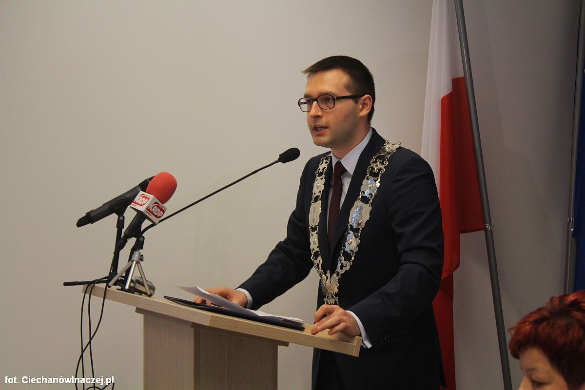 Krzysztof Kosiński złożył ślubowanie i oficjalnie objął urząd prezydenta Ciechanowa