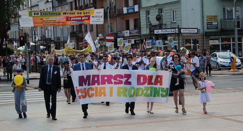 Marsz dla Życia i Rodziny oraz Strefa Chwały w Ciechanowie
