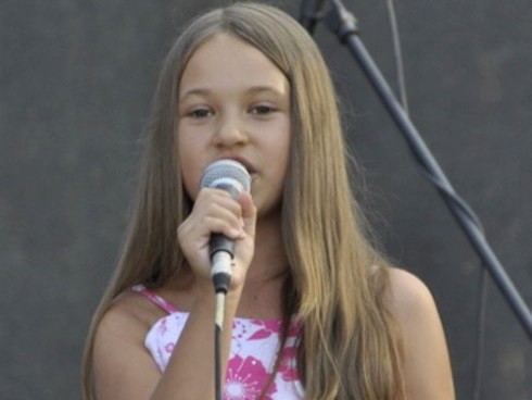Ciechanowianka zaśpiewa na festiwalu w Pułtusku. Pomóż Jej zdobyć więcej głosów