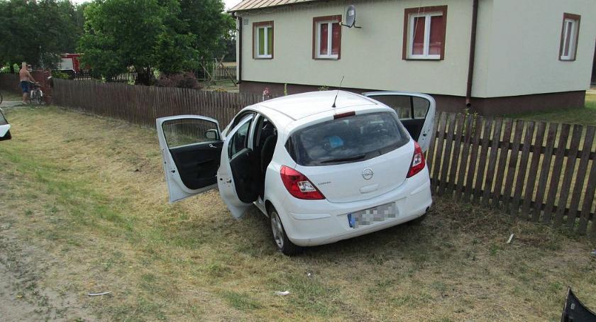 Kolizja osobówek w Świętym Miejscu [zdjęcia]