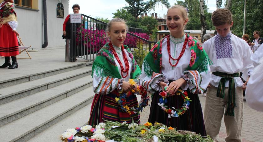 Wianki popłynęły po Łydyni [zdjęcia]