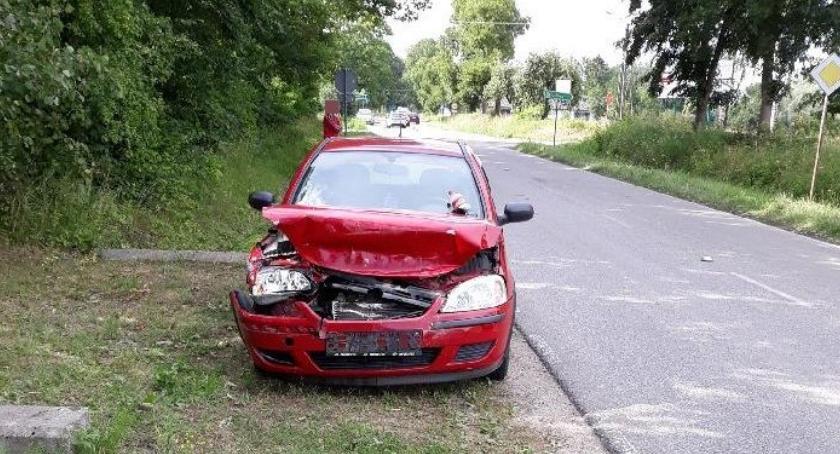Zderzenie trzech pojazdów na drodze Ciechanów - Sońsk [zdjęcia]