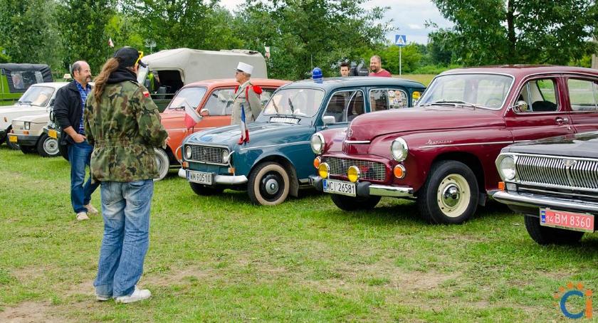 Motoryzacyjne perełki pojawiły się w Ciechanowie [fotorelacja]