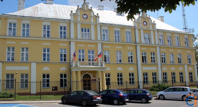 Pouczenia zamiast mandatów. Policjanci rozpoczęli protest