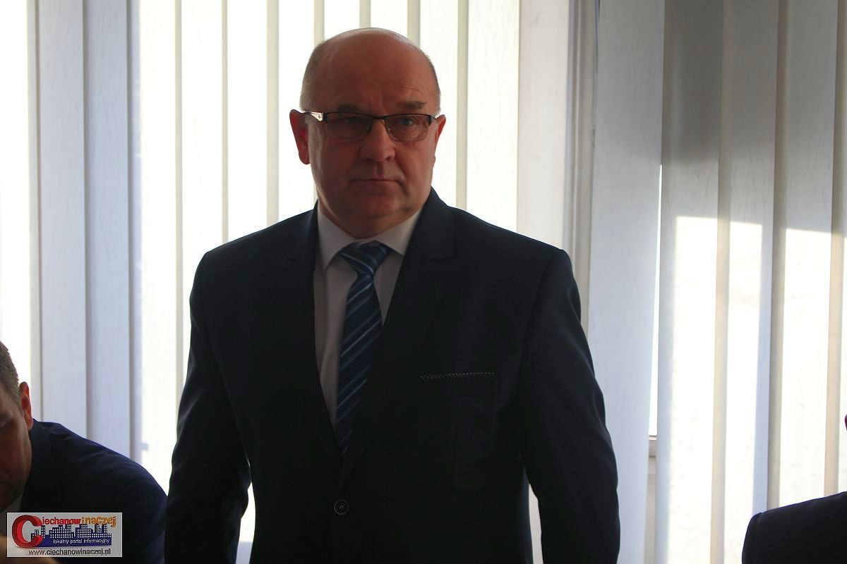 Nowy radny powiatowy złożył ślubowanie (zdjęcia)