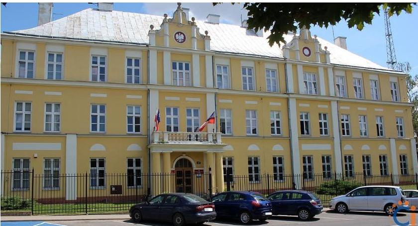 Komendant ciechanowskiej policji apeluje do kierowców
