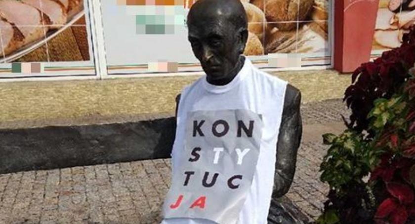 Wasze Info: Koszulkowa akcja dotarła do Ciechanowa