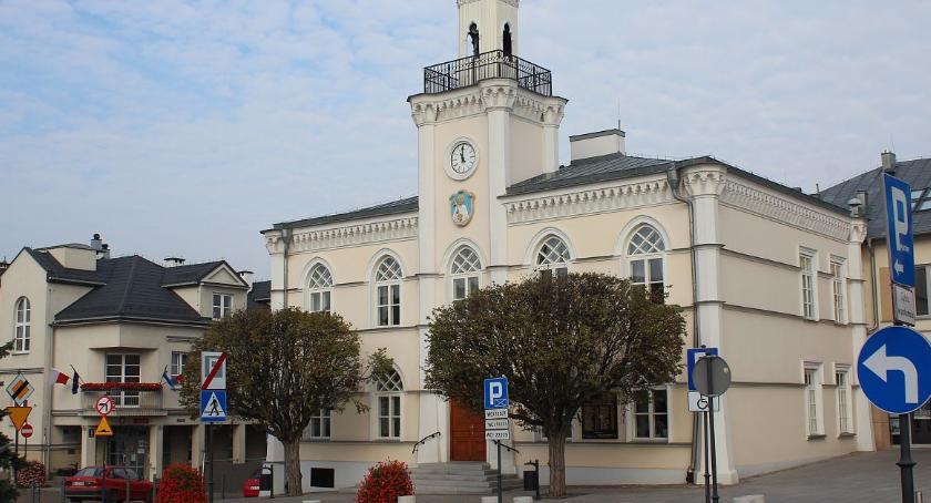 Ratusz ponawia nabór na wolne stanowisko urzędnicze