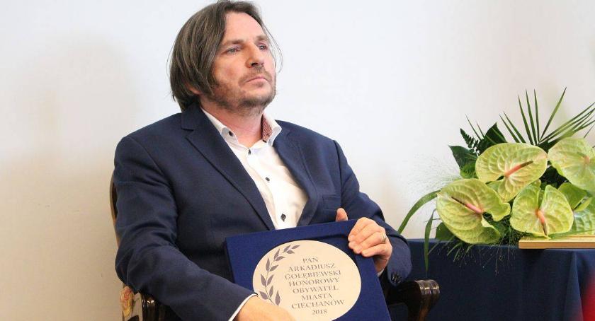 Arkadiusz Gołębiewski Honorowym Obywatelem Ciechanowa [wideo/zdjęcia]