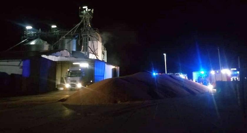 Pożar w gminie Sońsk. Siedem zastępów straży pożarnej w akcji [zdjęcia]