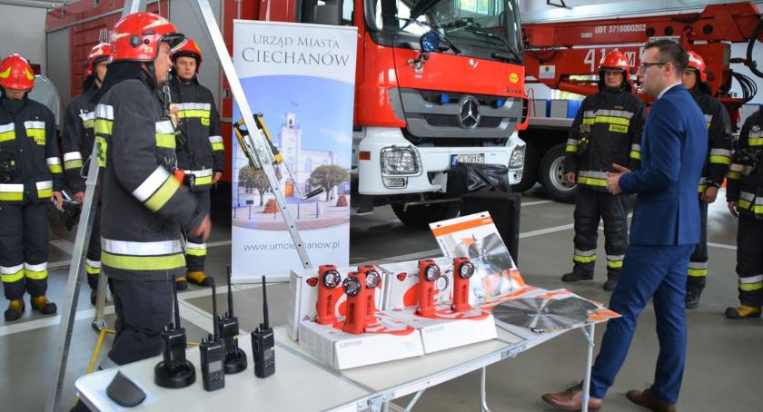 Nowy sprzęt i wyposażenie dla ciechanowskiej Straży Pożarnej