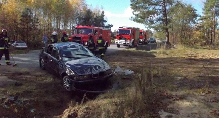 Dachowanie BMW w gminie Ojrzeń [zdjęcia]