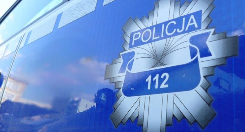 Pijany 26-latek wjechał Oplem do rowu i ... zasnął