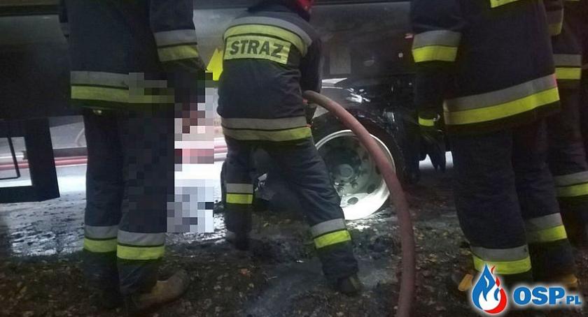 Poranny pożar ciężarówki pod Glinojeckiem [zdjęcia]