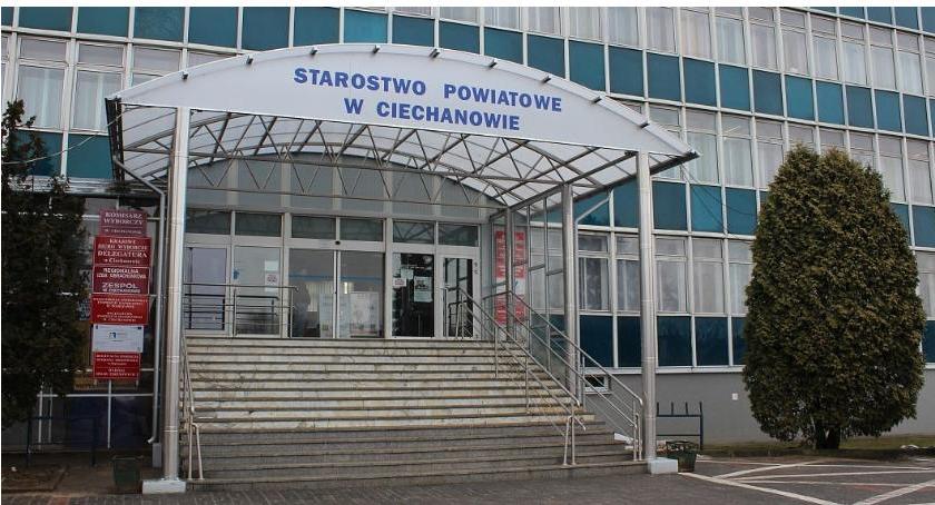Wolne stanowisko urzędnicze w Starostwie Powiatowym w Ciechanowie